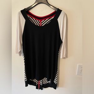 Black and white tunic with red zipper detail